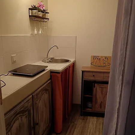 Spacieuse Et Moderne Avec Cuisine Et Salle De Bain Apartmán